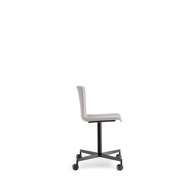 TWEET 893/2 Drehstuhl mit Rollen, gepolstert