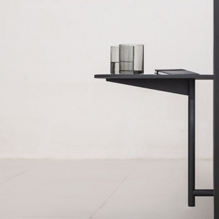 Cradle Beistelltisch