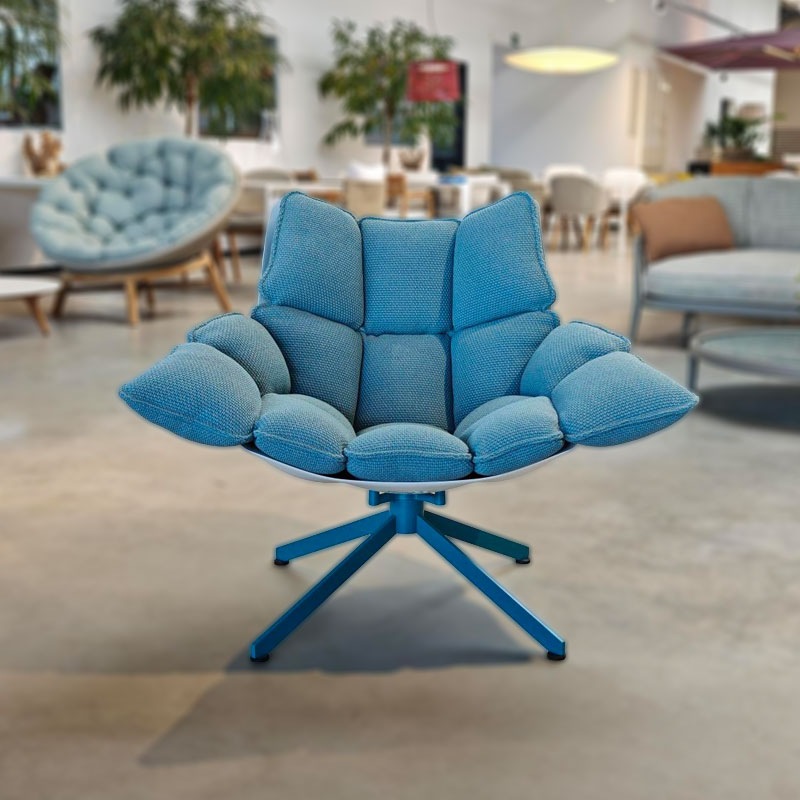 HUSK OUTDOOR Sessel mit hohem Armlehnpolster, Hellblau/ Lesia Turquoise
