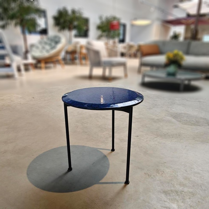 BOREA OUTDOOR Beistelltisch Ø 42 cm, Anthrazit/ Ozeanblau