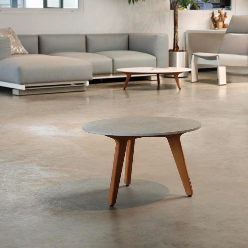 Manutti TORSA Couchtisch Ø60 cm, Teak/ Keramik Perla