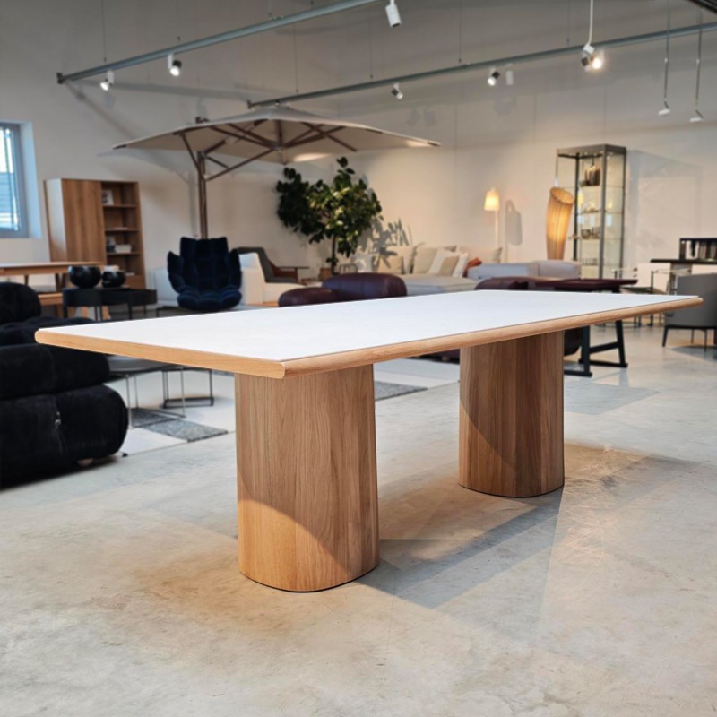 Kettal GIRO Esstisch 220x108 cm, Teak/ Keramik Neutral Caliza