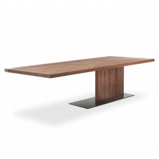 LIAM WOOD Tisch