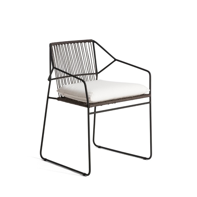 SANDUR Armlehnstuhl, Sitz/Rücken geschnürt