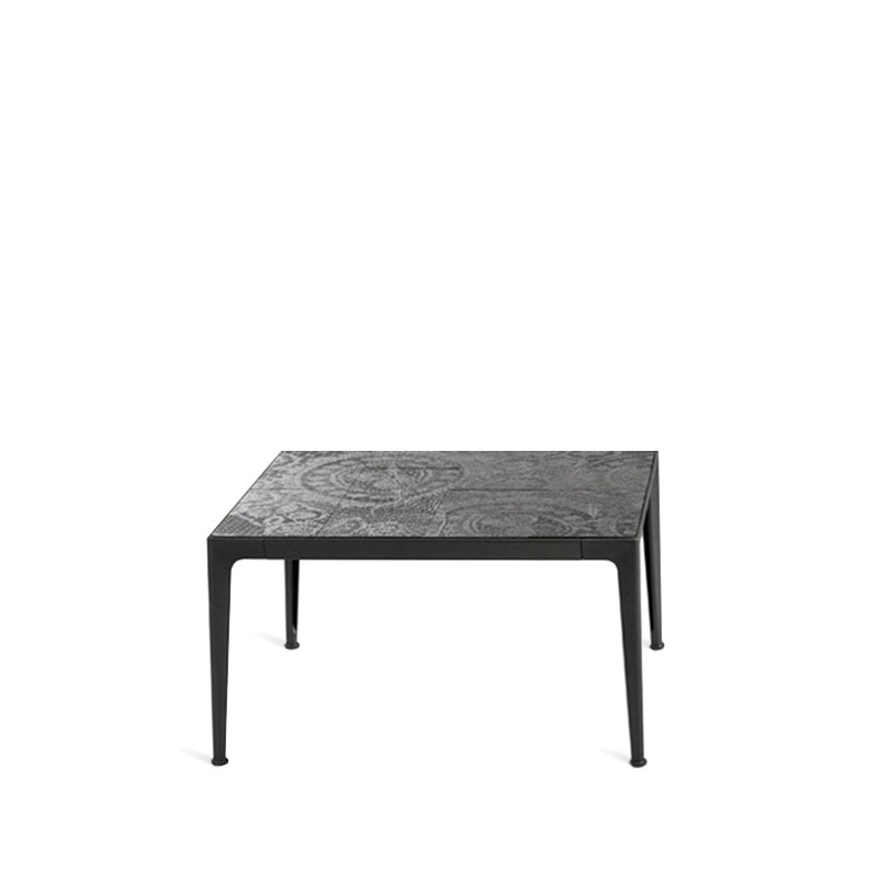B&B Italia Outdoor MIRTO Couchtisch Lavastein