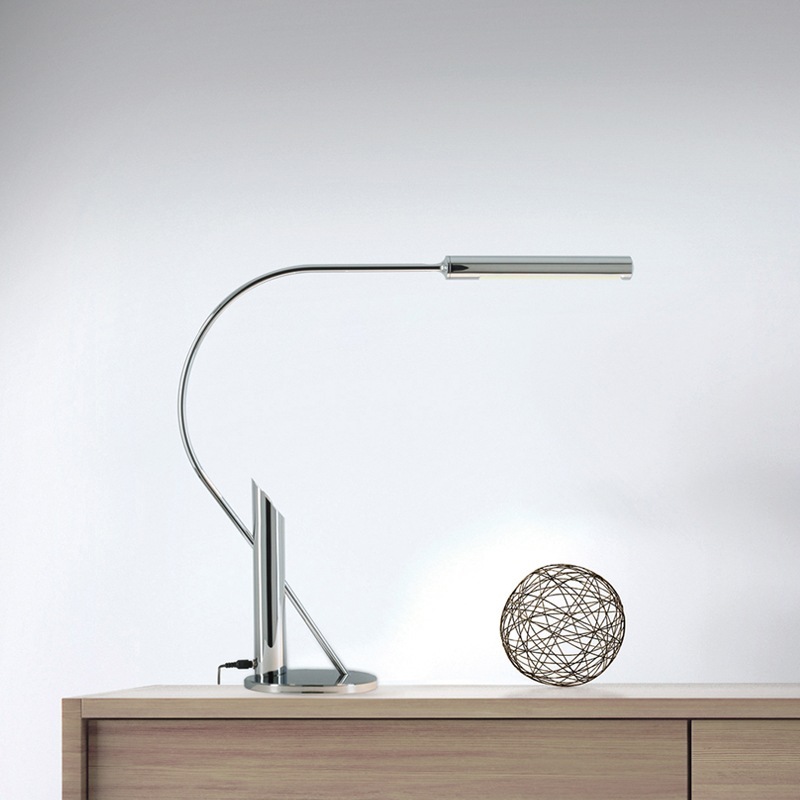 VS Manufaktur TOPAN Tischleuchte